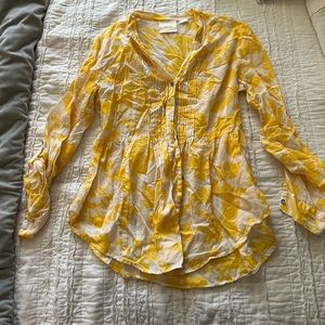 Maeve size 6 yellow floral blouse